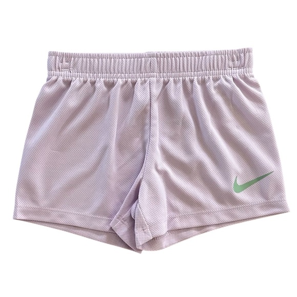 Nike Girls Short Sleeve Floral T-Shirt & Shorts Set Size 5 NEW with Tags - Picture 3 of 6